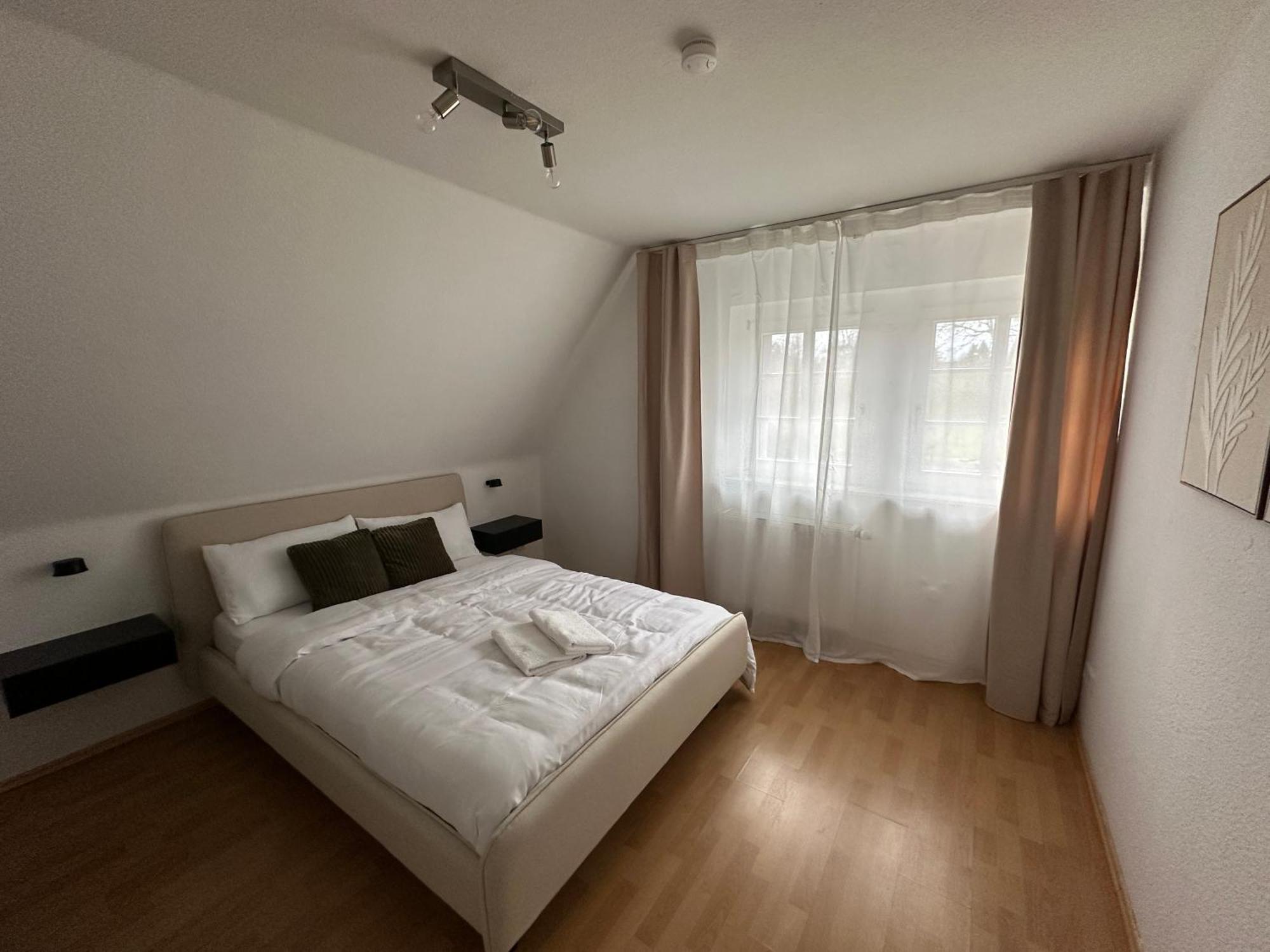 Modernes Familienapartment Mit Parkplatz Nahe Grosser Garten Dresden Exterior foto